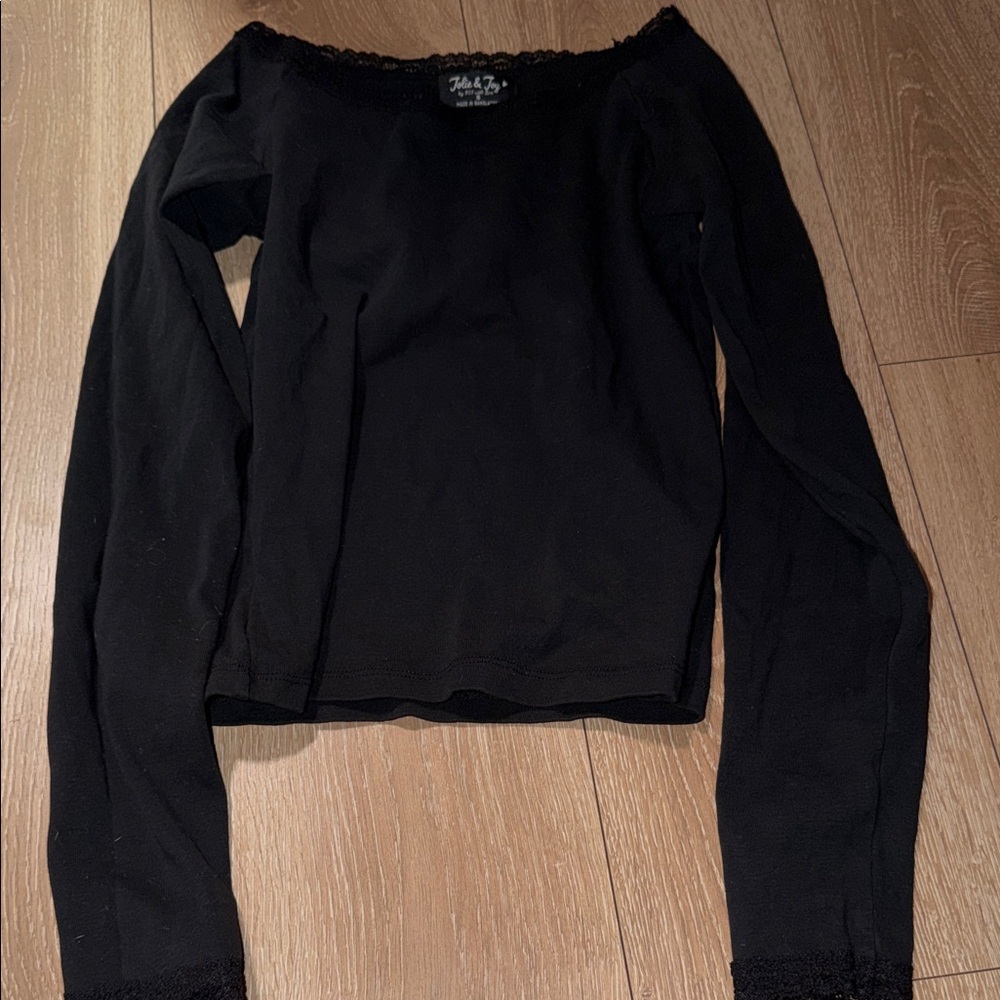 Black Long Sleeve Top